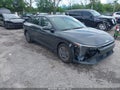 2025 Kia K4 — photo 1 of 17 | VIN 3KPFT4DE9SE040652