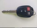 2016 Toyota Corolla — photo 11 of 16 | VIN 5YFBURHE7GP532413