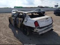 2019 Chrysler 300 — photo 3 of 15 | VIN 2C3CCABT9KH580398