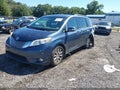 2013 Toyota Sienna — photo 2 of 16 | VIN 5TDYK3DC8DS319801