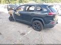 2016 Jeep Cherokee — photo 3 of 10 | VIN 1C4PJLAB0GW351379