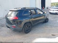 2016 Jeep Cherokee — photo 4 of 10 | VIN 1C4PJLAB0GW351379