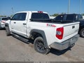 2015 Toyota Tundra — photo 3 of 16 | VIN 5TFEM5F18FX094409