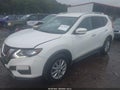 2017 Nissan Rogue — photo 2 of 16 | VIN KNMAT2MV8HP593901