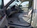 2007 GMC Yukon XL — photo 5 of 10 | VIN 1GKFC16067J250642