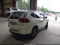 2018 Nissan Rogue — photo 4 of 16 | VIN JN8AT2MV5JW309625