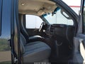 2017 Chevrolet Express 3500 — photo 5 of 21 | VIN 1GAZGPFG1H1268926