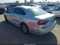 2017 Volkswagen Passat — photo 3 of 17 | VIN 1VWAT7A34HC035192