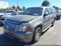 2007 GMC Yukon XL — photo 2 of 11 | VIN 1GKFK16327J213455