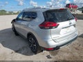 2018 Nissan Rogue — photo 3 of 16 | VIN JN8AT2MV4JW350330