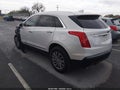 2017 Cadillac XT5 — photo 3 of 16 | VIN 1GYKNBRS1HZ179242