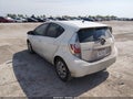 2014 Toyota Prius C — photo 3 of 20 | VIN JTDKDTB34E1571532