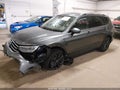 2022 Volkswagen Tiguan — photo 2 of 16 | VIN 3VV2B7AX1NM086495