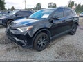 2018 Toyota RAV4 — photo 2 of 18 | VIN 2T3JFREV2JW757748
