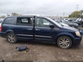 2014 Chrysler Town & Country — photo 14 of 17 | VIN 2C4RC1BG0ER437914