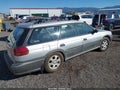 1999 Subaru Legacy — photo 4 of 15 | VIN 4S3BG6857X7621888