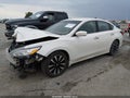 2018 Nissan Altima — photo 2 of 17 | VIN 1N4AL3APXJC200155