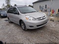 2006 Toyota Sienna — photo 1 of 12 | VIN 5TDZA23C86S514867