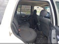 2002 Jeep Grand Cherokee — photo 8 of 16 | VIN 1J4GX48S02C313679
