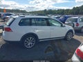 2017 Volkswagen Golf Alltrack — photo 13 of 16 | VIN 3VWH17AU0HM541971