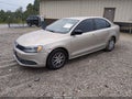 2013 Volkswagen Jetta — photo 2 of 12 | VIN 3VW2K7AJ6DM289324