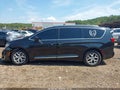 2017 Chrysler Pacifica — photo 14 of 16 | VIN 2C4RC1EG3HR633362