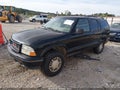 1998 GMC Jimmy — photo 2 of 11 | VIN 1GKDT13W4W2512151