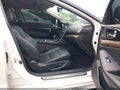 2017 Nissan Maxima — photo 5 of 16 | VIN 1N4AA6AP4HC403446