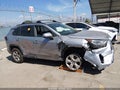 2019 Toyota RAV4 Hybrid — photo 17 of 20 | VIN JTMRWRFV1KD010058
