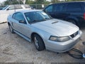 2002 Ford Mustang — photo 1 of 11 | VIN 1FAFP404X2F154771