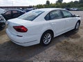 2018 Volkswagen Passat — photo 4 of 16 | VIN 1VWAA7A3XJC051151