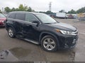 2018 Toyota Highlander — photo 1 of 16 | VIN 5TDDZRFH1JS910358