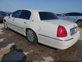2005 Lincoln Town Car — photo 3 of 12 | VIN 1LNHM82W25Y651318