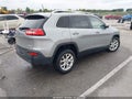 2016 Jeep Cherokee — photo 4 of 17 | VIN 1C4PJLCB0GW303216