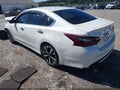 2018 Nissan Altima — photo 3 of 16 | VIN 1N4AL3AP6JC101297