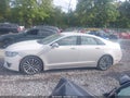 2019 Lincoln MKZ — photo 14 of 18 | VIN 3LN6L5D95KR618145