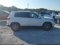2016 Volkswagen Tiguan — photo 13 of 16 | VIN WVGAV7AX0GW557746