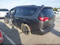 2020 Chrysler Pacifica — photo 3 of 16 | VIN 2C4RC3BG0LR288509