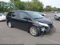 2011 Toyota Sienna — photo 1 of 15 | VIN 5TDYK3DC9BS052259