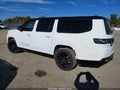 2024 Jeep Grand Wagoneer — photo 3 of 17 | VIN 1C4SJSFP2RS112404