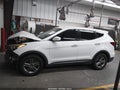 2018 Hyundai Santa Fe — photo 15 of 17 | VIN 5XYZT3LB8JG565203