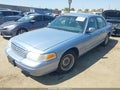 1998 Ford Crown Victoria — photo 2 of 16 | VIN 2FAFP74W5WX182761