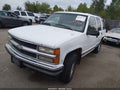 1996 Chevrolet Tahoe — photo 2 of 11 | VIN 1GNEK13R4TJ422374