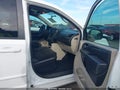 2015 Dodge Grand Caravan — photo 5 of 17 | VIN 2C4RDGBG1FR670296