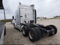 2018 Peterbilt 579 — photo 3 of 11 | VIN 1XPBDP9X5JD457787