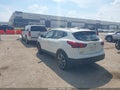 2018 Nissan Rogue Sport — photo 3 of 15 | VIN JN1BJ1CR3JW293951