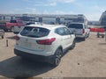 2018 Nissan Rogue Sport — photo 4 of 15 | VIN JN1BJ1CR3JW293951
