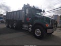 2005 Mack 700 Cv700 — photo 1 of 18 | VIN 1M2AG11C35M027350