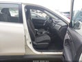 2016 Nissan Rogue Sport — photo 5 of 17 | VIN KNMAT2MV5GP652854
