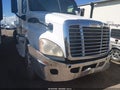 2010 Freightliner Cascadia 125 — photo 10 of 14 | VIN 1FUJGLDR4ASAV2565